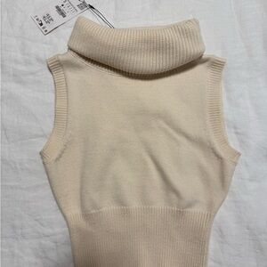 Zara Cream Sleeveless Turtleneck Sweater